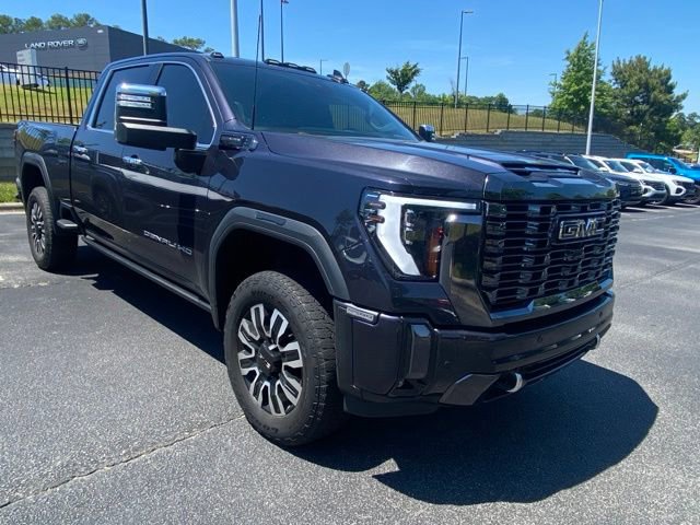 Used 2024 GMC Sierra 2500 Denali Ultimate w/ Max Trailering Package AWD/4WD image 13