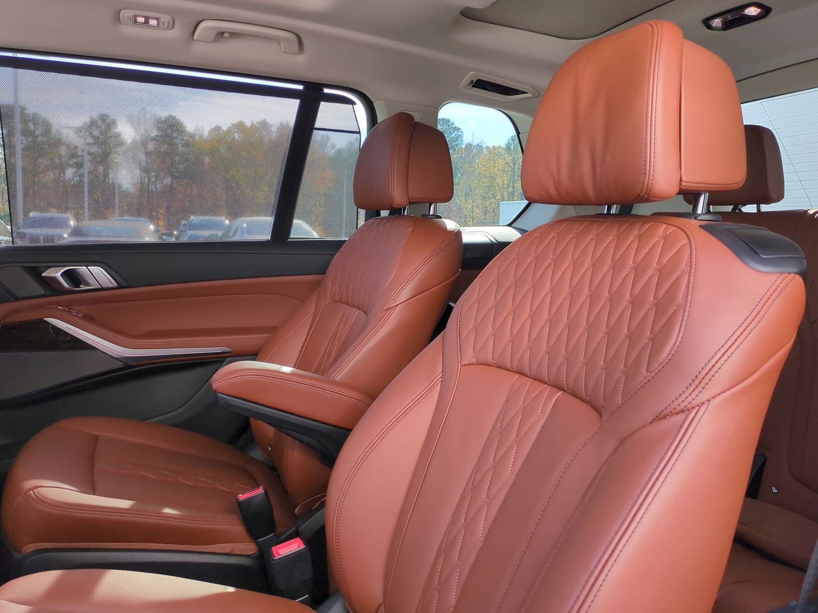 Used 2024 BMW X7 xDrive40i image 31