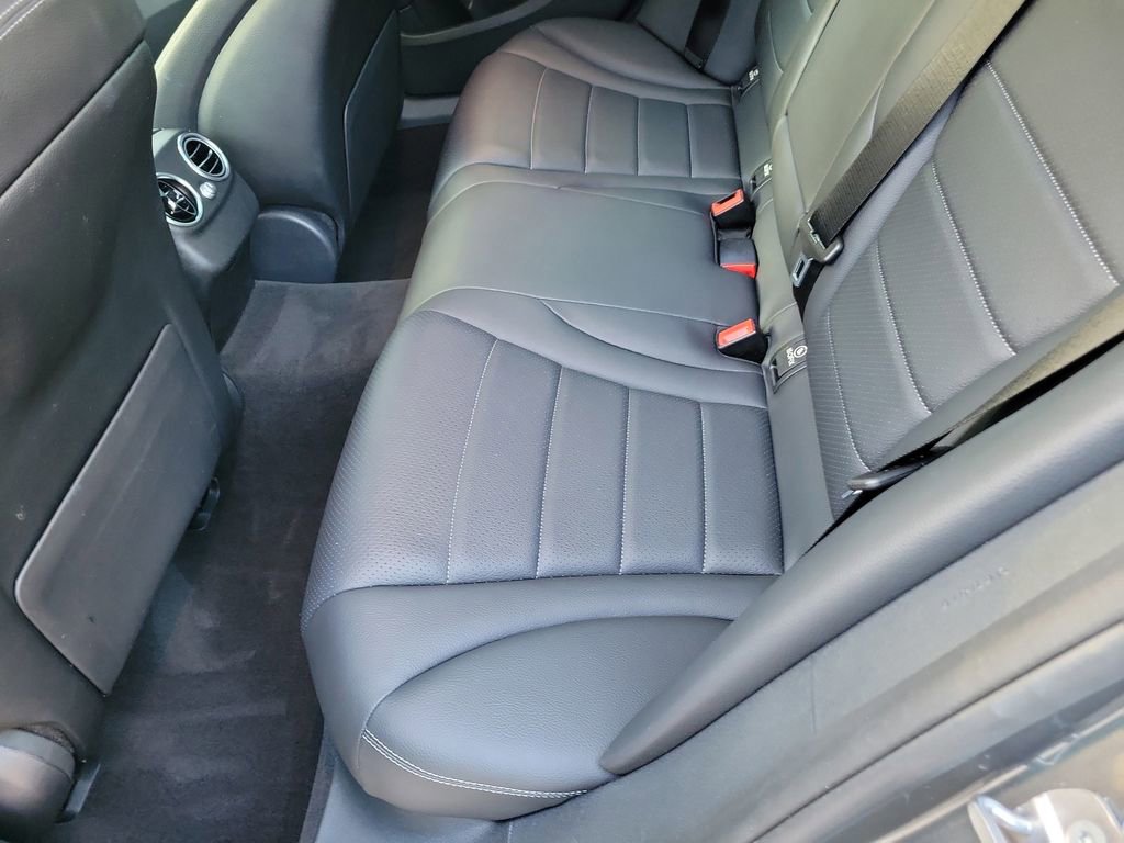 Used 2020 Mercedes-Benz C 300 Sedan image 11