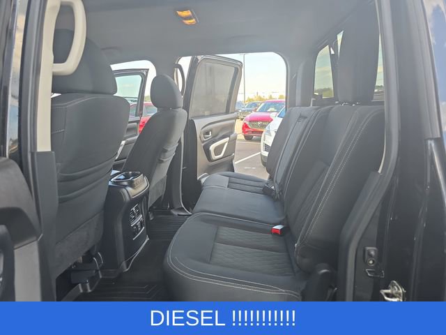 Used 2019 Nissan Titan SV w/ SV Convenience Package image 17