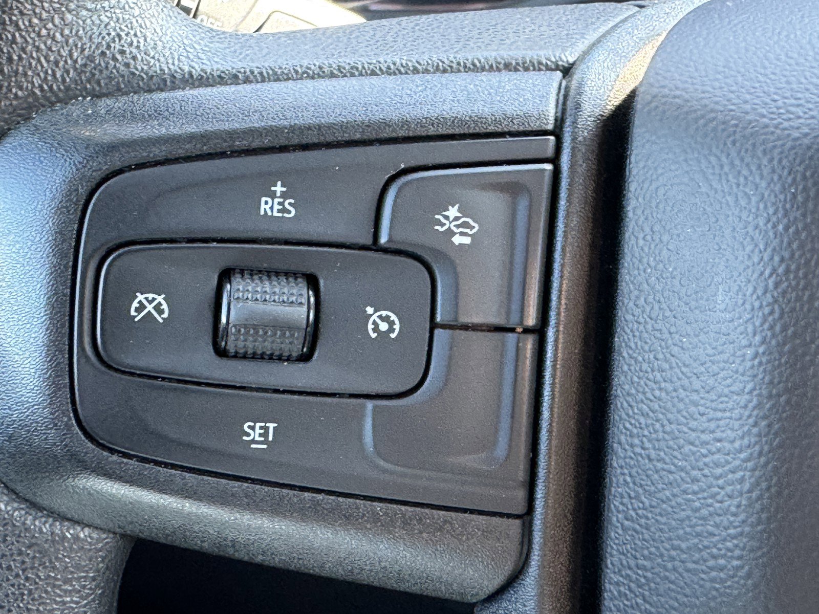 Used 2025 GMC Sierra 1500 Pro w/ Pro Value Package image 24