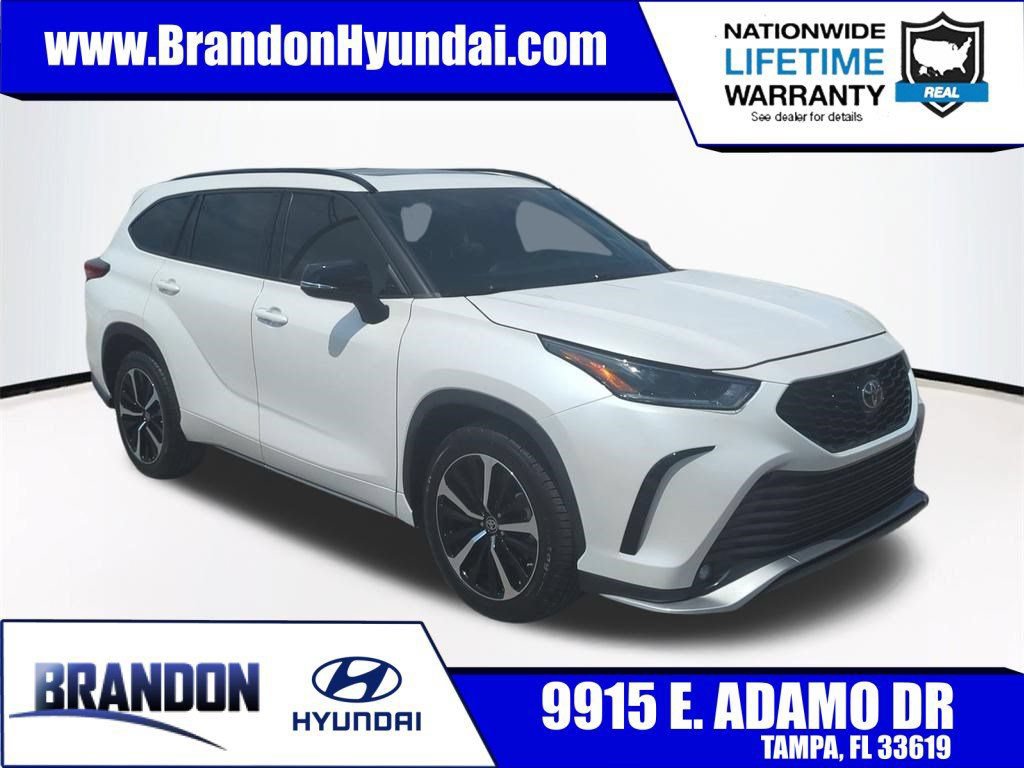 Used 2021 Toyota Highlander XSE