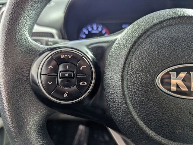 Used 2020 Kia Soul LX image 20