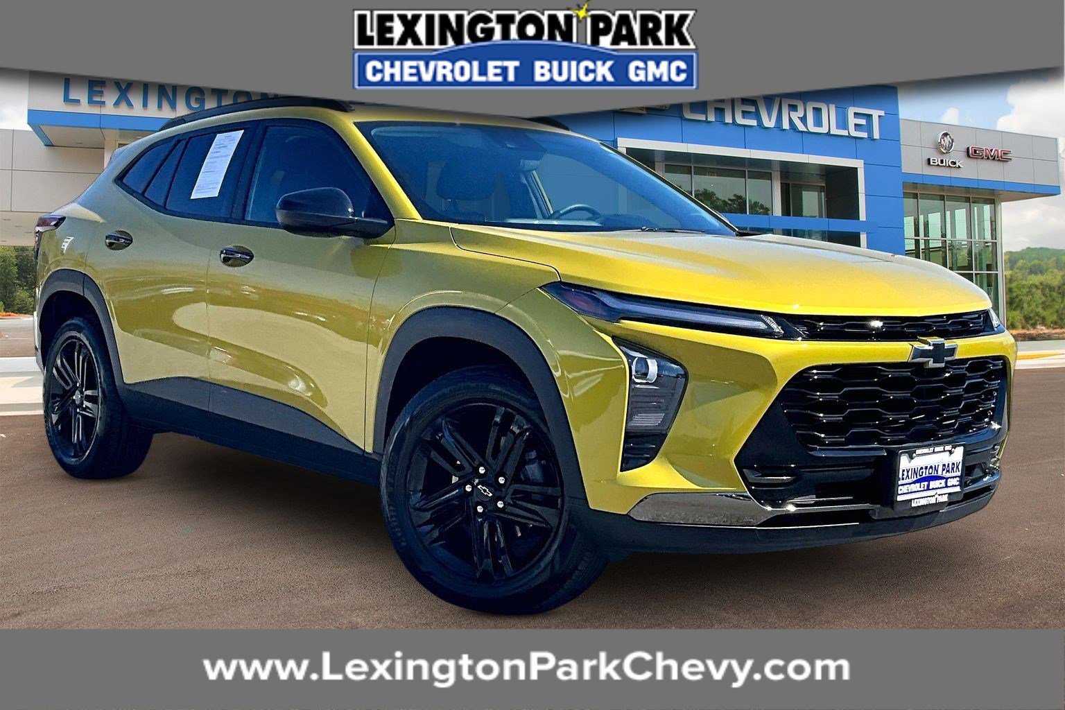 Used 2024 Chevrolet Trax ACTIV w/ Sunroof Package image 1