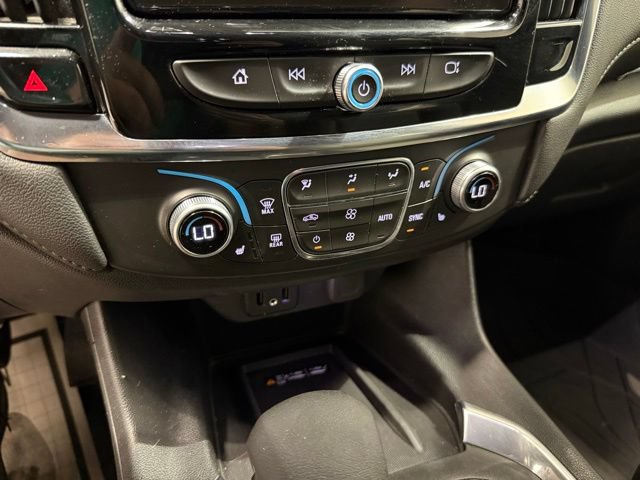 Certified 2023 Chevrolet Traverse LT FWD image 21