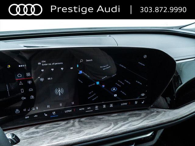 Used 2025 Audi Q5 Premium Plus w/ Premium Plus AWD/4WD image 16