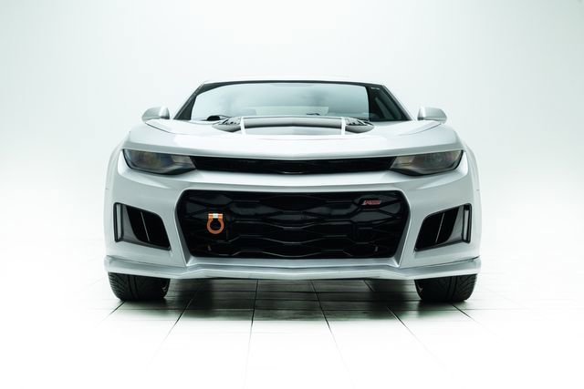 Used 2017 Chevrolet Camaro LT w/ RS Package image 7