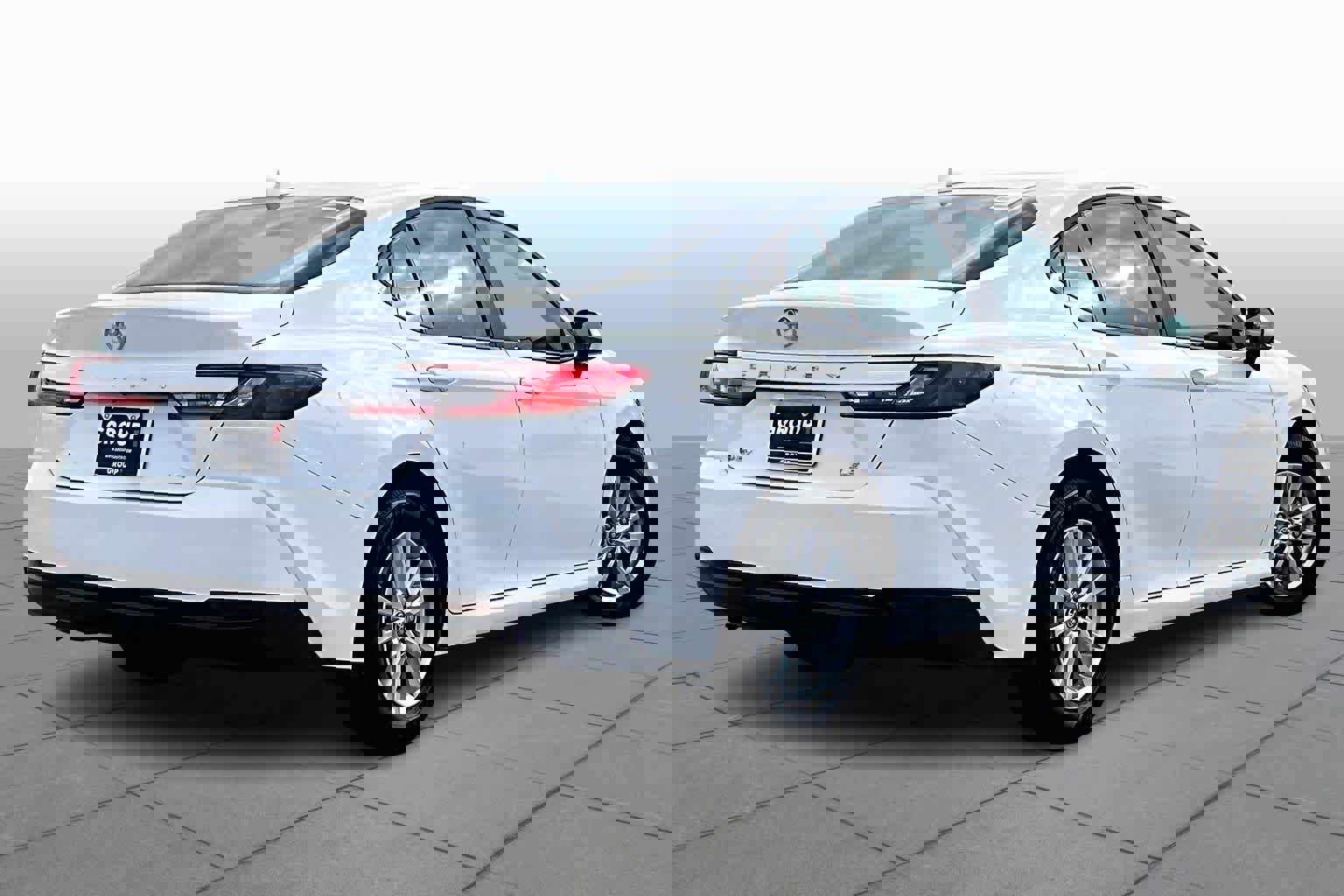 Used 2025 Toyota Camry LE image 13