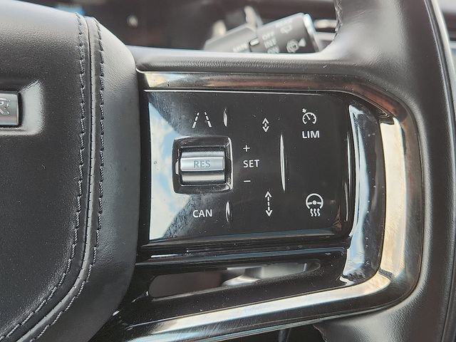 Used 2025 Land Rover Range Rover Velar Dynamic SE AWD/4WD image 18