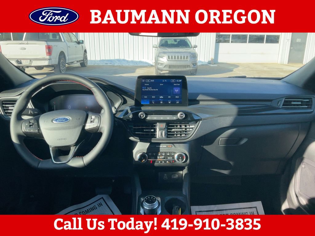 Used 2026 Ford Escape ST-Line w/ Cold Weather Package AWD/4WD image 17