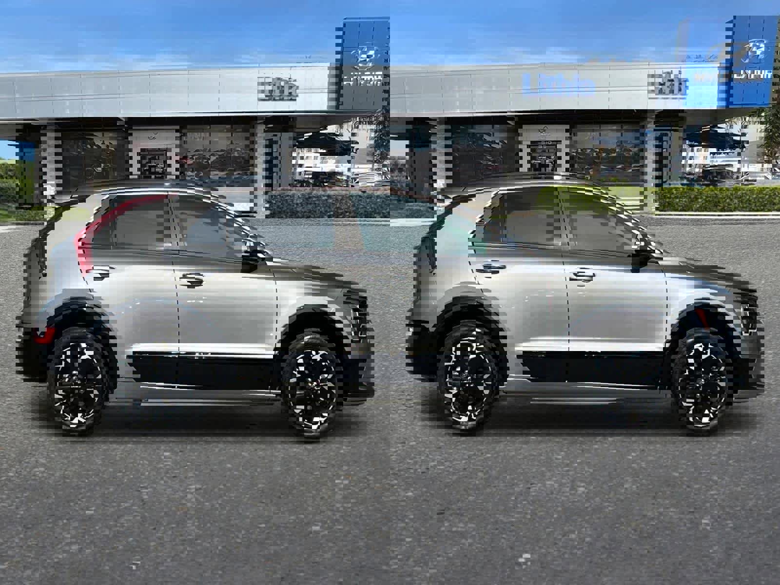 Used 2025 Kia Niro Wind image 9