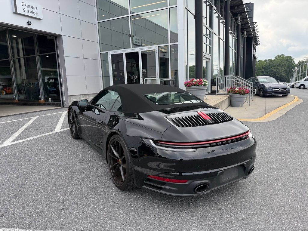 Used 2022 Porsche 911 Carrera 4S AWD/4WD image 17