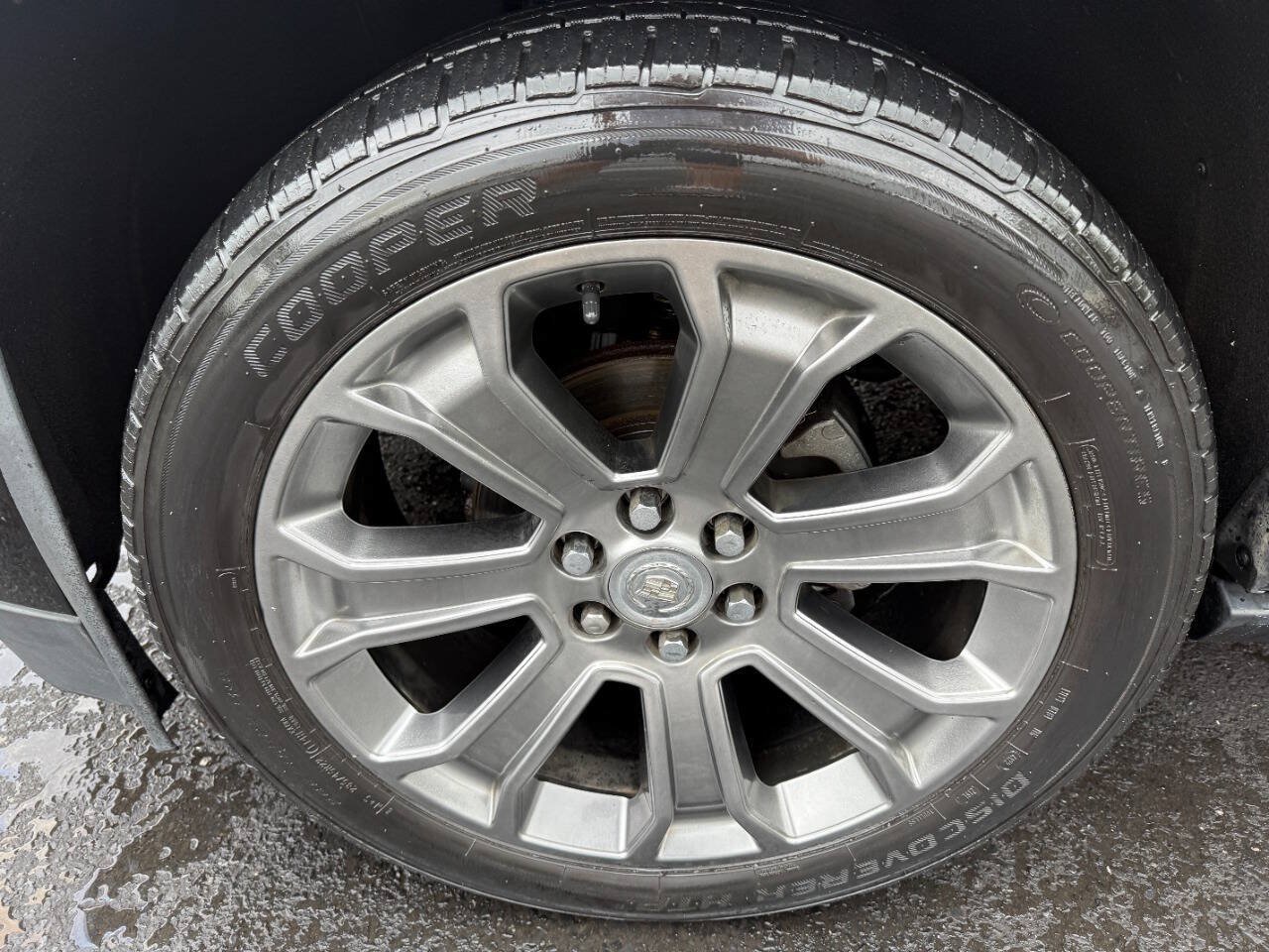 Used 2016 Cadillac Escalade ESV Platinum AWD/4WD image 9