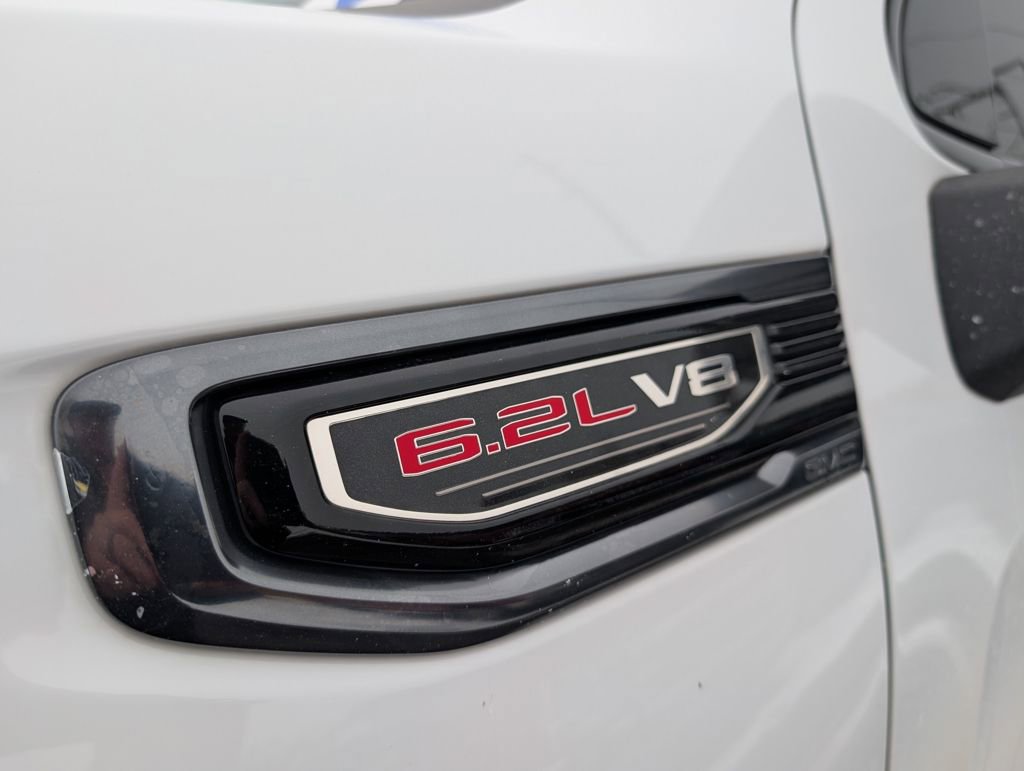 Used 2022 GMC Sierra 1500 AT4 w/ AT4 Premium Package image 5