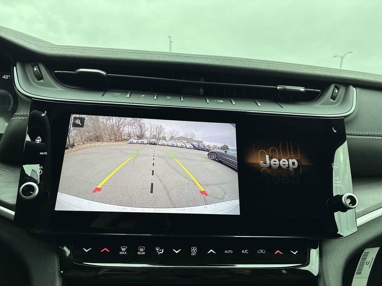 New 2026 Jeep Grand Cherokee Altitude AWD/4WD image 23