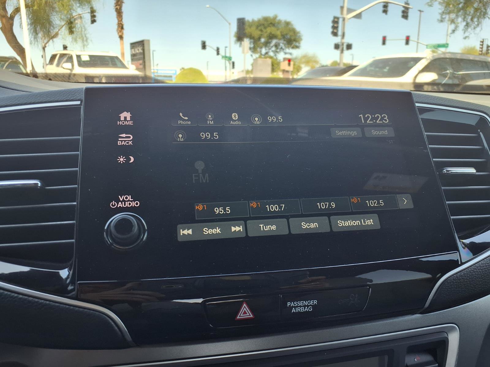 Used 2023 Honda Passport EX-L image 21