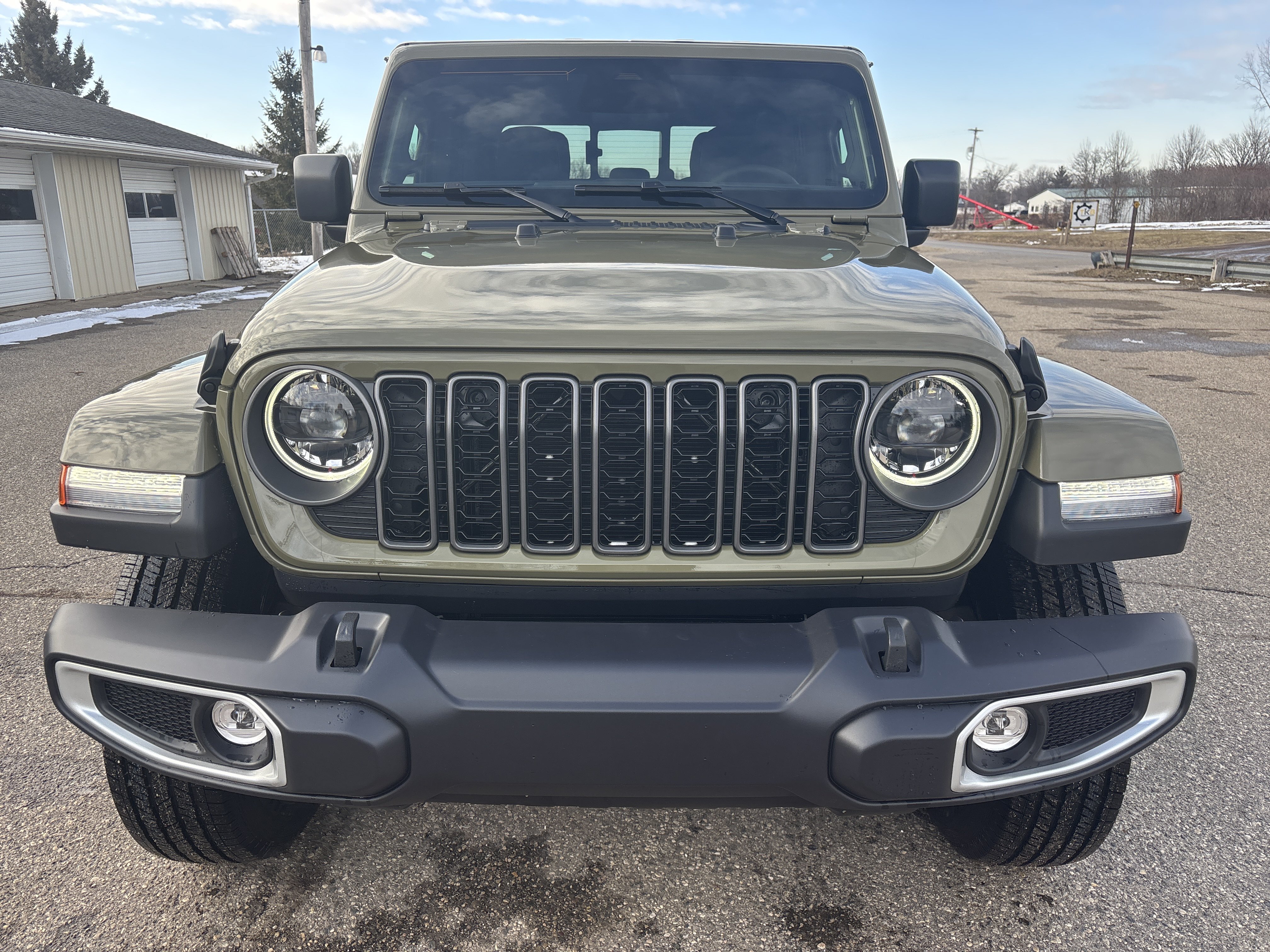 New 2026 Jeep Gladiator Sport AWD/4WD image 9