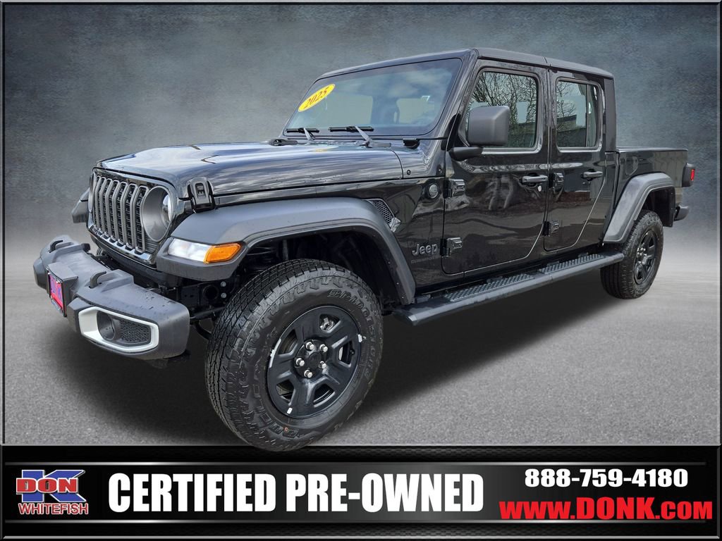 Used 2025 Jeep Gladiator Sport image 4