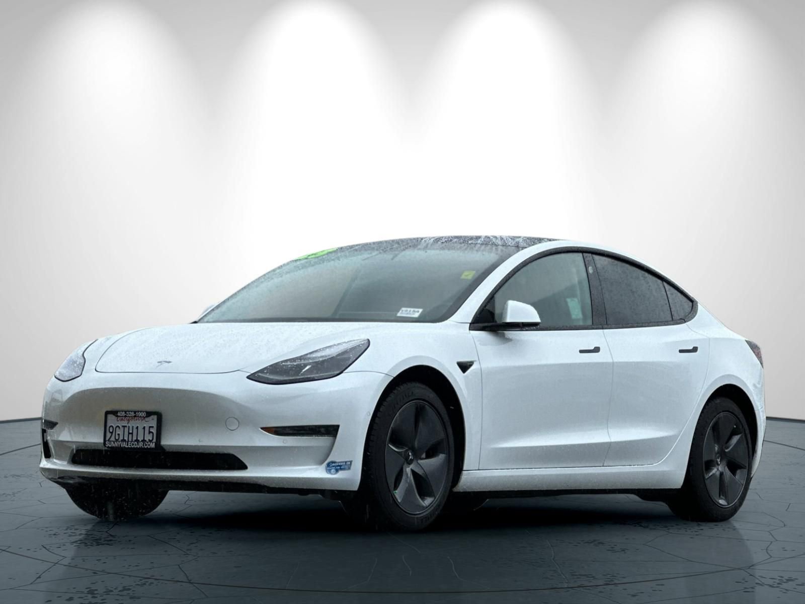 Used 2021 Tesla Model 3 Standard Range Plus image 8