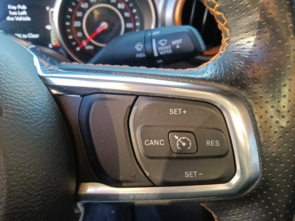 Used 2022 Jeep Gladiator Mojave w/ Cold Weather Group image 18