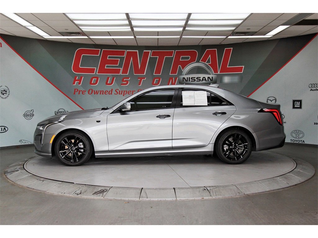 Used 2023 Cadillac CT4 Luxury image 3