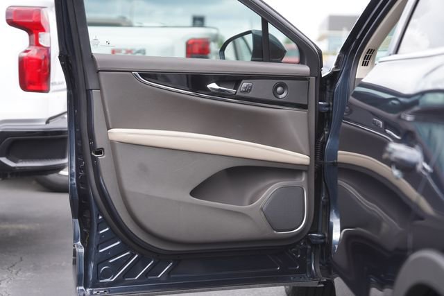 Used 2023 Lincoln Nautilus Reserve w/ Luxury Package image 31