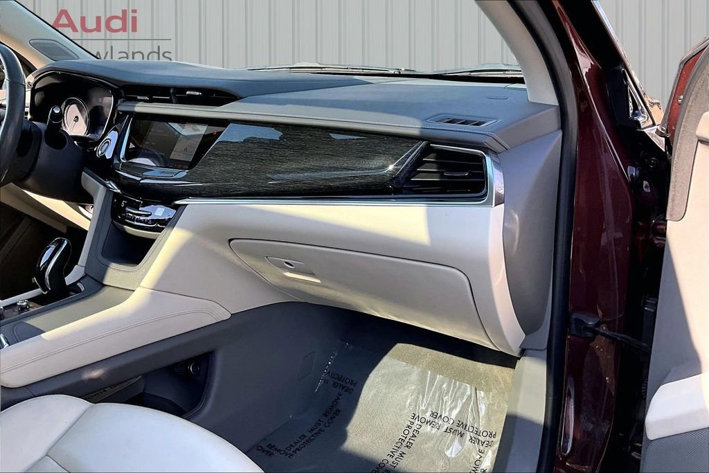 Used 2022 Cadillac XT6 Premium Luxury w/ Technology Package image 26