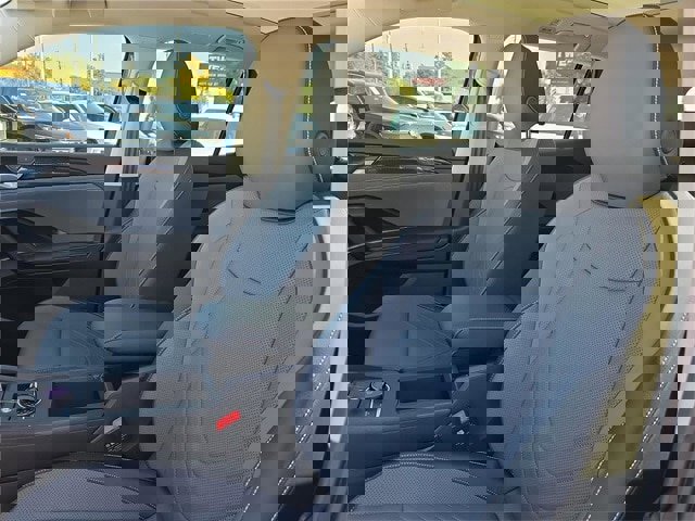 New 2026 Volkswagen Tiguan SE image 14