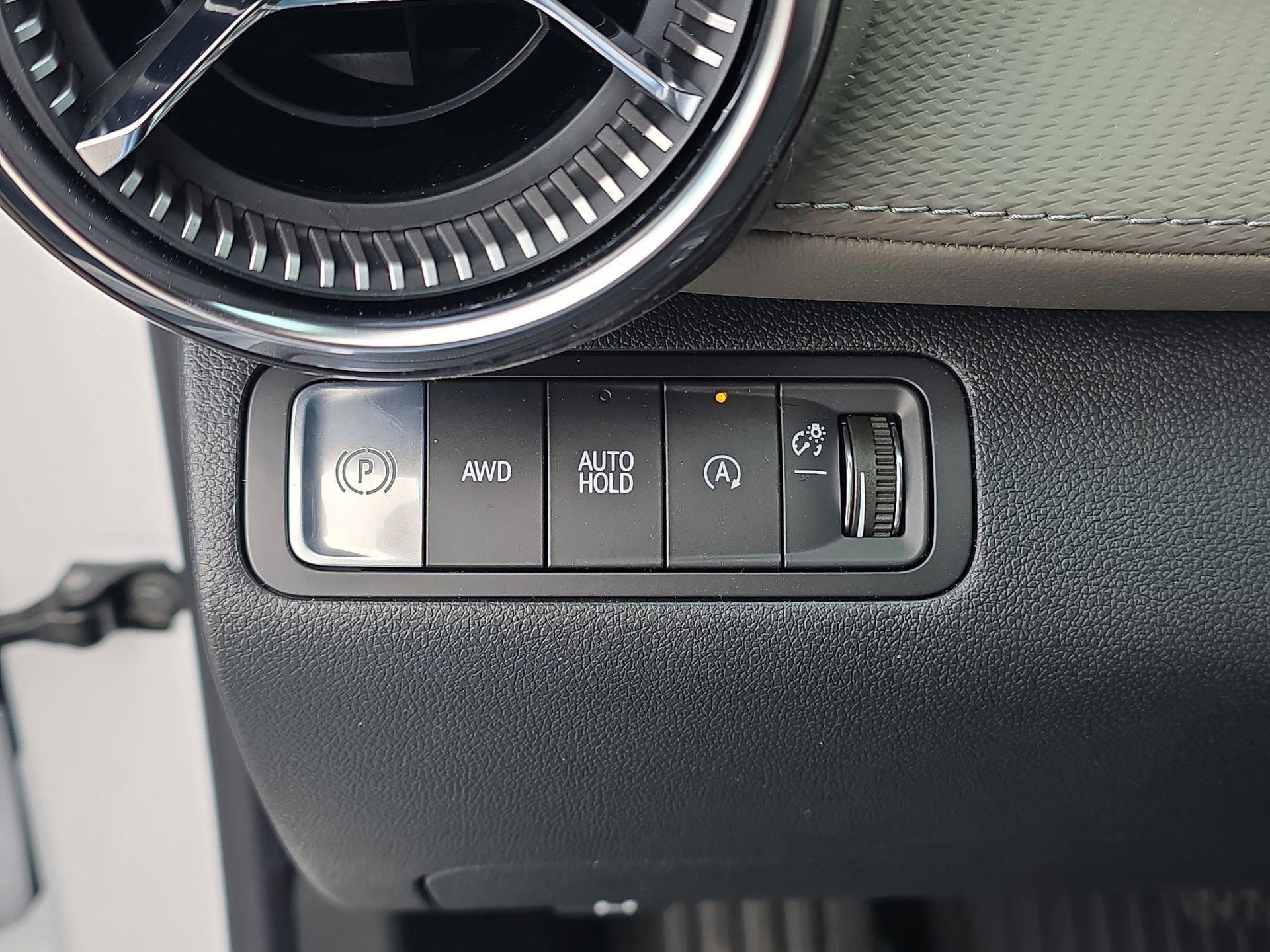 New 2026 Chevrolet Equinox LT w/ Convenience Package II image 25