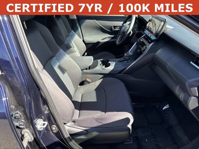 Used 2024 Toyota Venza LE AWD/4WD image 9
