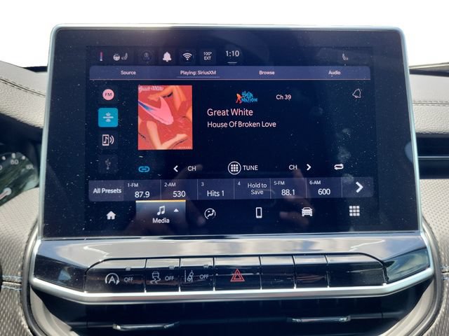 New 2026 Jeep Compass Latitude AWD/4WD image 15