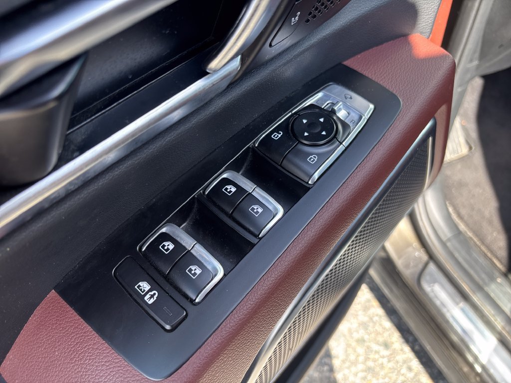 Certified 2024 Kia Telluride SX Prestige AWD/4WD image 11