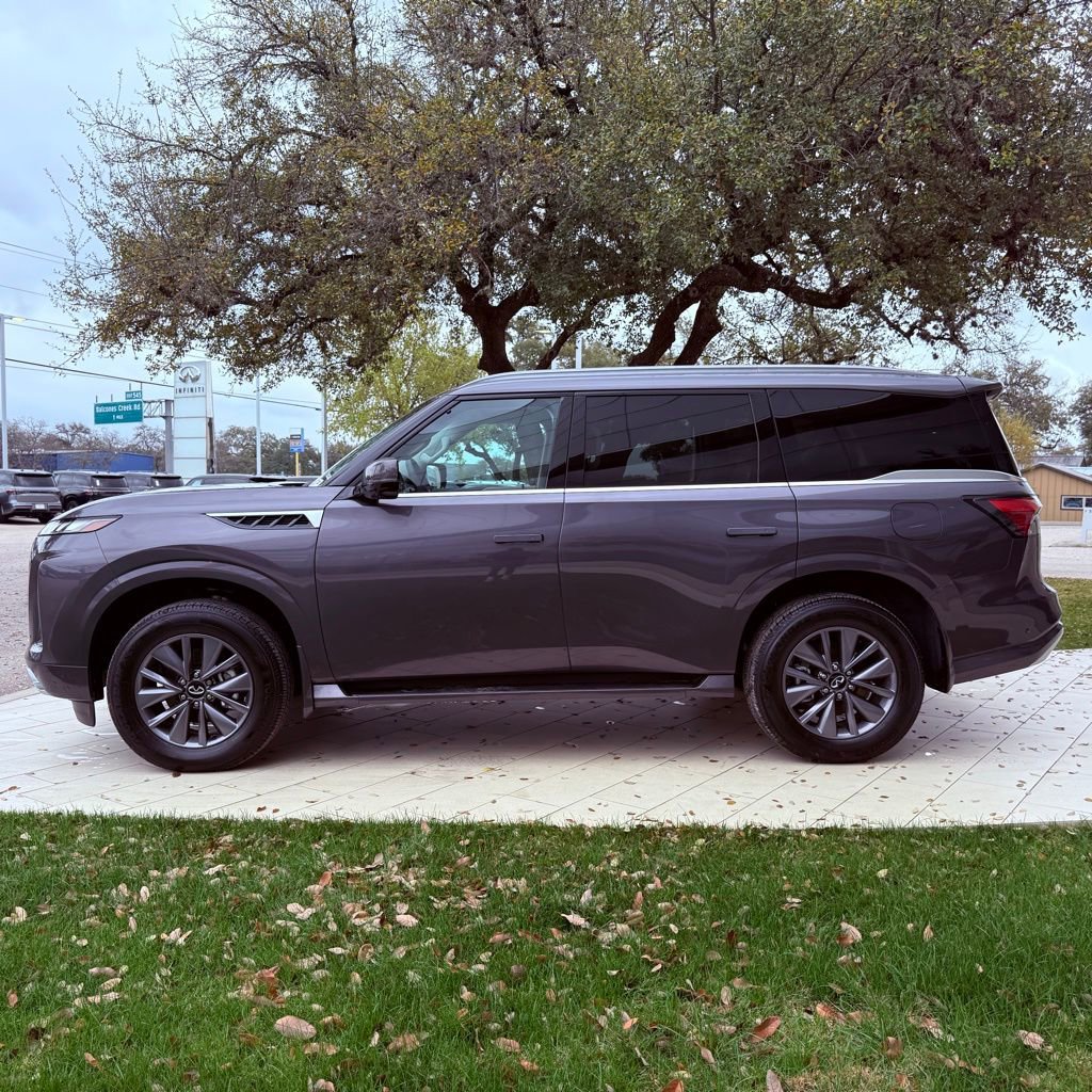 Certified 2026 INFINITI QX80 Pure w/ Cargo Package image 9