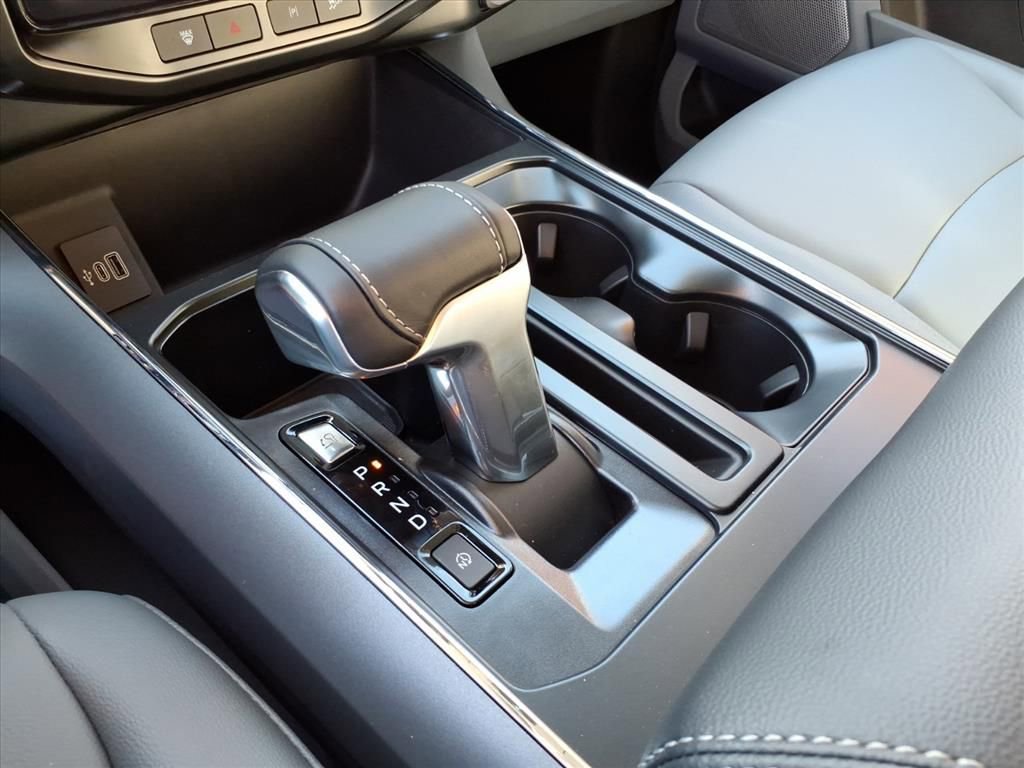 New 2025 Ford F150 Lightning Flash image 18