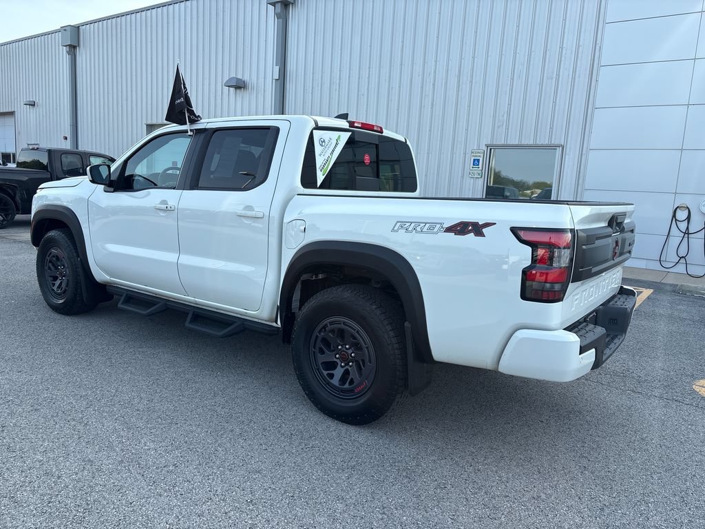 Certified 2025 Nissan Frontier PRO-4X AWD/4WD image 3