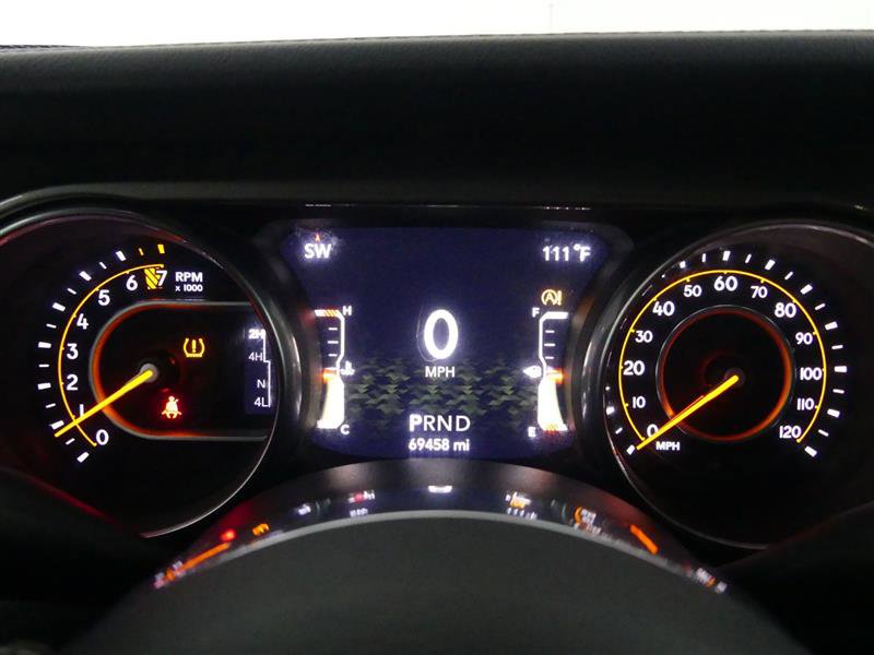 Used 2018 Jeep Wrangler Unlimited Sahara image 30