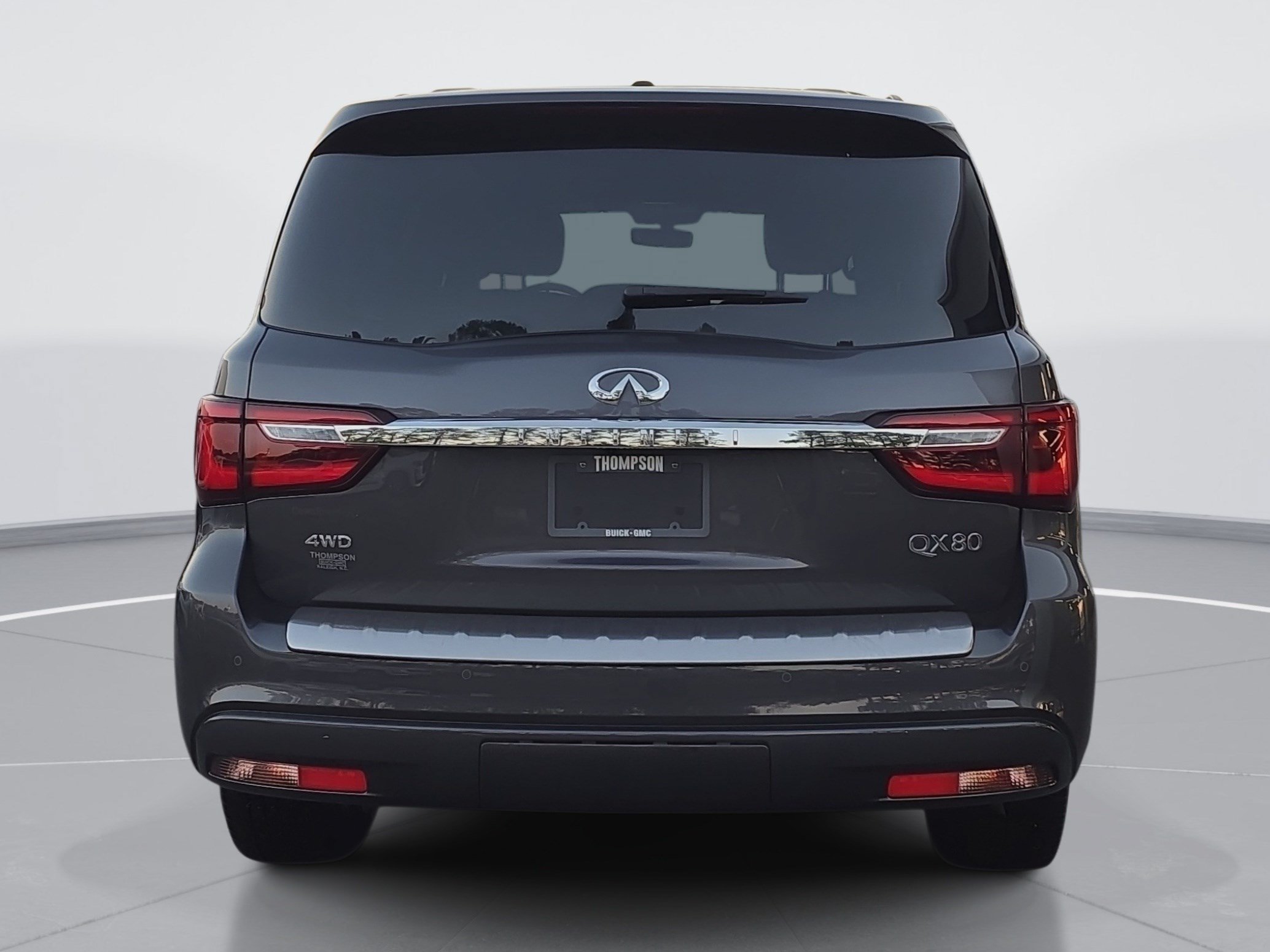 Used 2024 INFINITI QX80 Sensory w/ All-Season Package AWD/4WD image 4