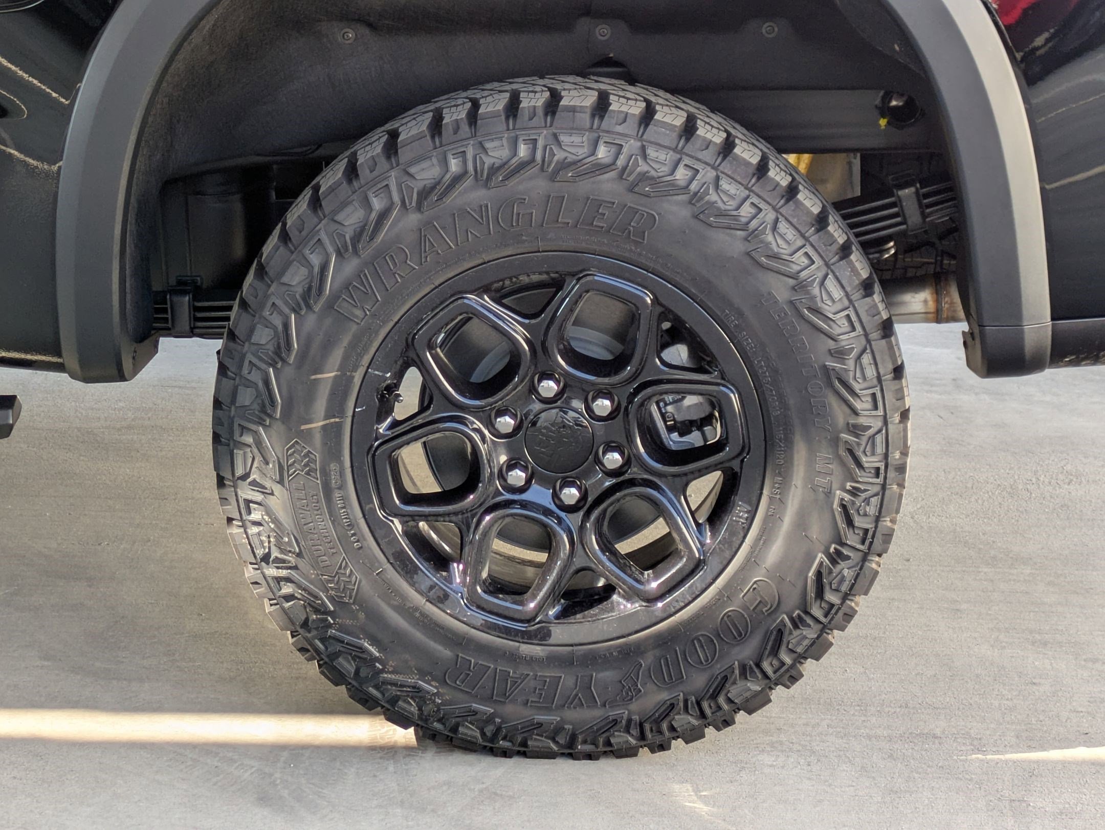 New 2026 Chevrolet Silverado 1500 ZR2 w/ ZR2 Bison Edition image 6