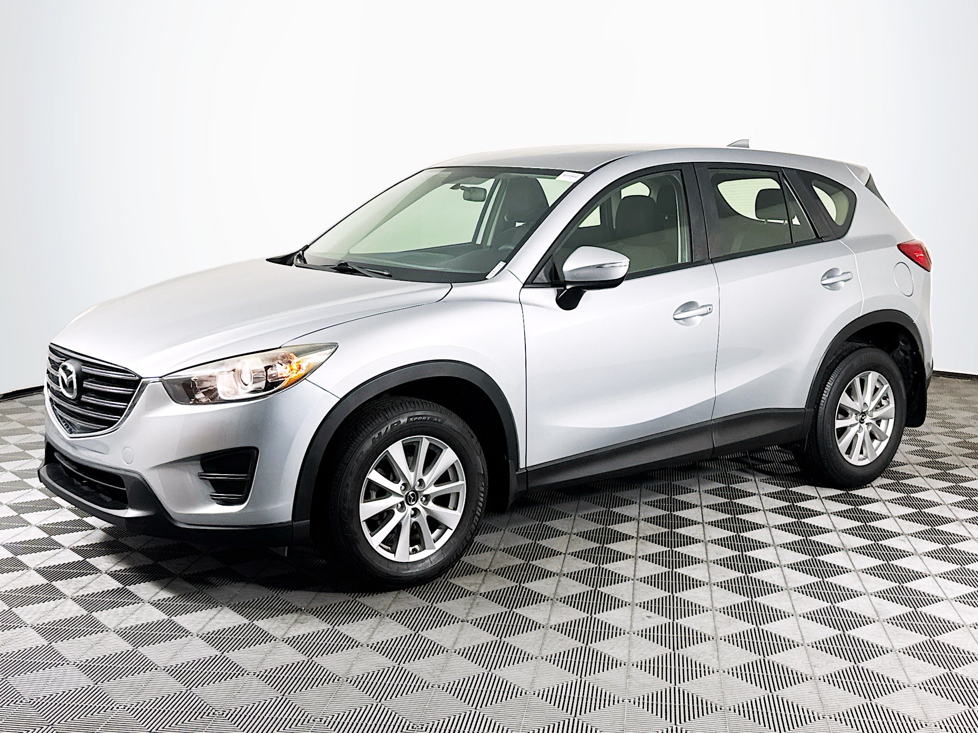 Used 2016 MAZDA CX-5 Sport FWD image 4