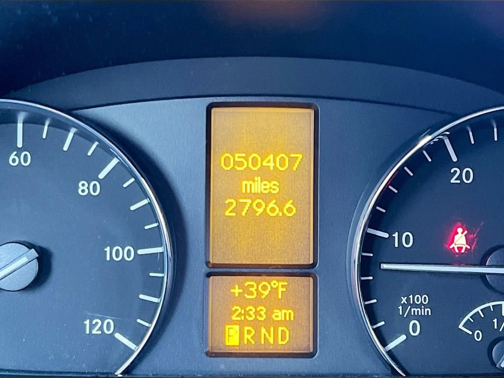 Used 2015 Mercedes-Benz Sprinter 2500 image 12