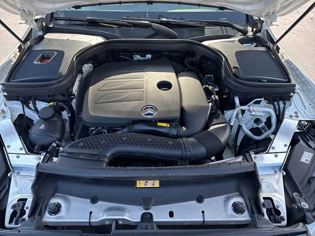 Used 2022 Mercedes-Benz GLC 300 GLC 300 image 28