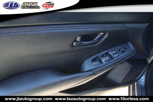 Used 2024 Nissan Sentra S FWD image 11
