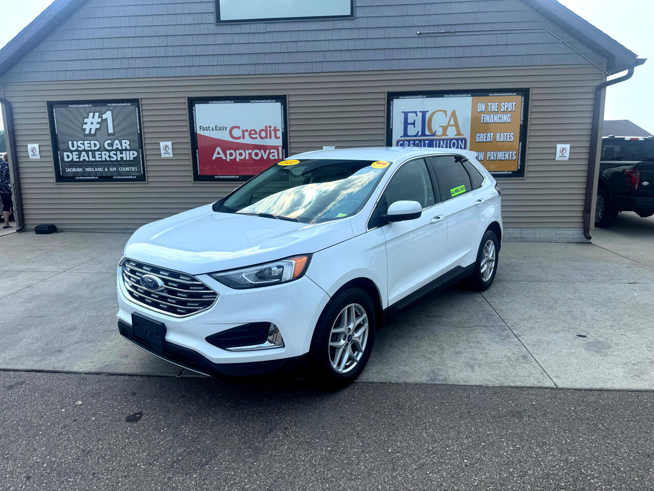 Used 2022 Ford Edge SEL image 1