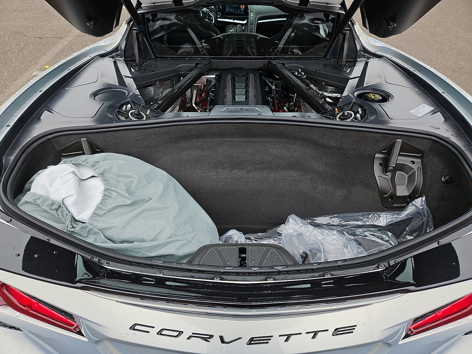 Used 2024 Chevrolet Corvette Stingray Preferred Cpe w/ Z51 Performance Package image 30