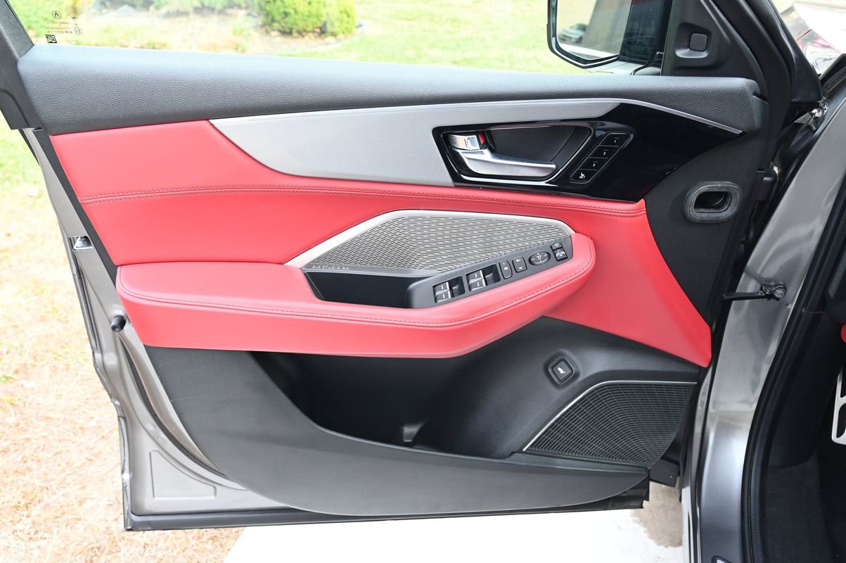 Used 2023 Acura MDX A-Spec image 16