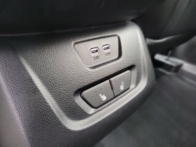 Used 2024 Chevrolet Blazer EV RS RWD image 19