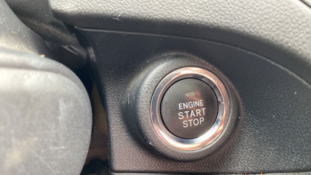 Used 2019 Subaru Crosstrek 2.0i Limited w/ Moonroof Package w/Navigation AWD/4WD image 23