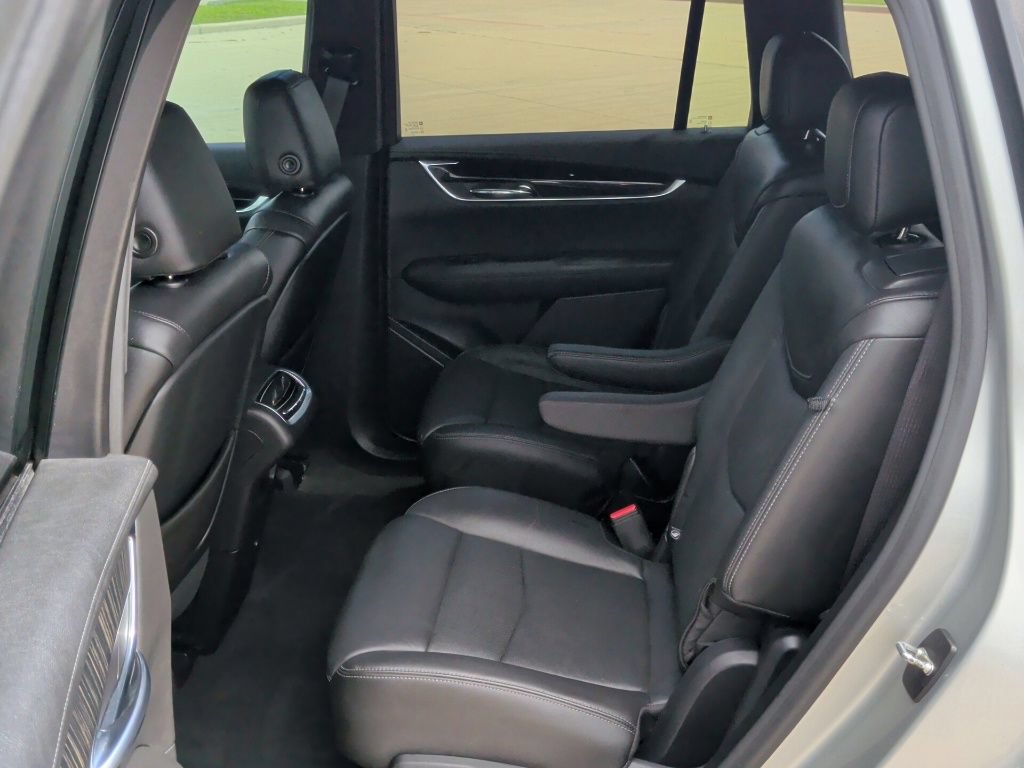 Used 2020 Cadillac XT6 Premium Luxury FWD image 33