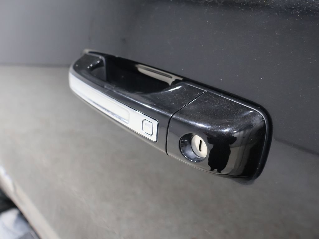 Used 2019 RAM 1500 Laramie image 11