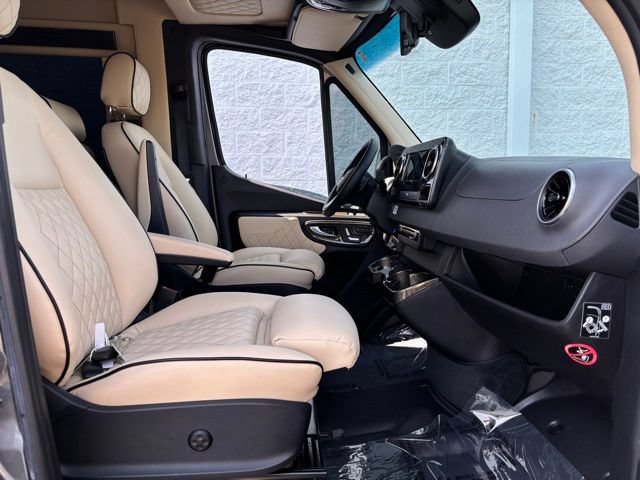 Used 2023 Mercedes-Benz Sprinter 3500 w/ Parking Package image 24